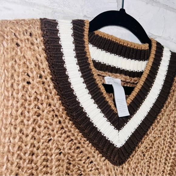 Melrose knitted Vest in size M - Picture 9 of 12